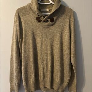 524M Men's Beige Sweater with toggle Button Detail